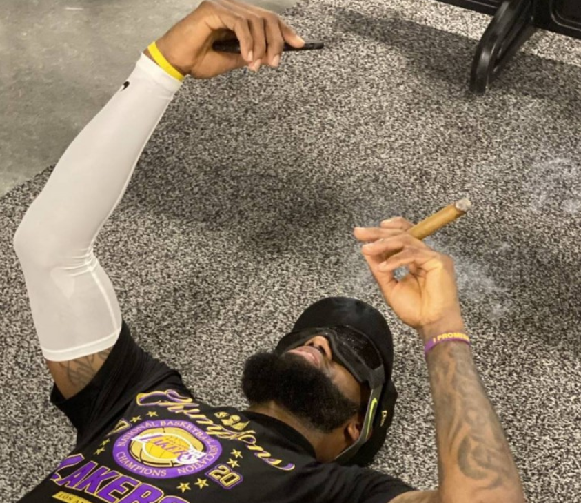 nba燃爆现场瞬间合集 nba燃爆现场瞬间合集